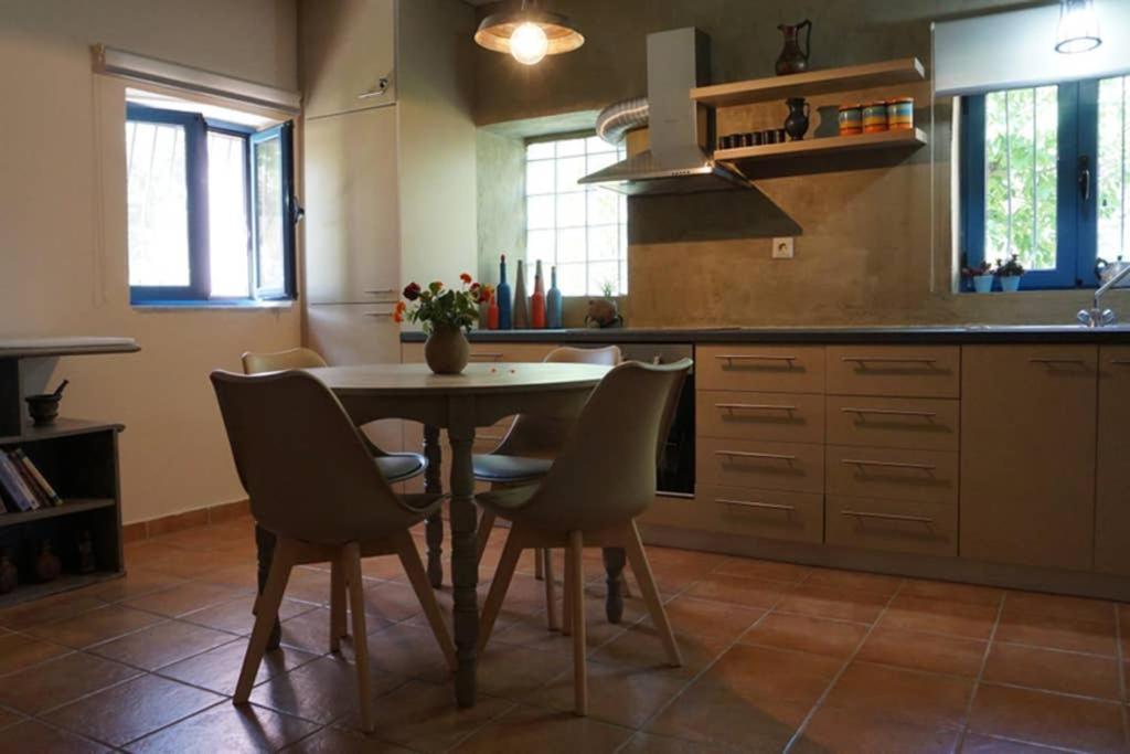 Ατθισ Cozy Cottage Argyra ภายนอก รูปภาพ